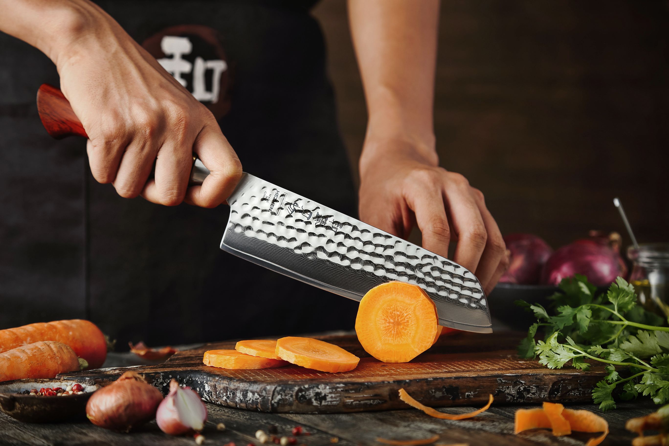 Nóż Santoku HEZHEN Master 7