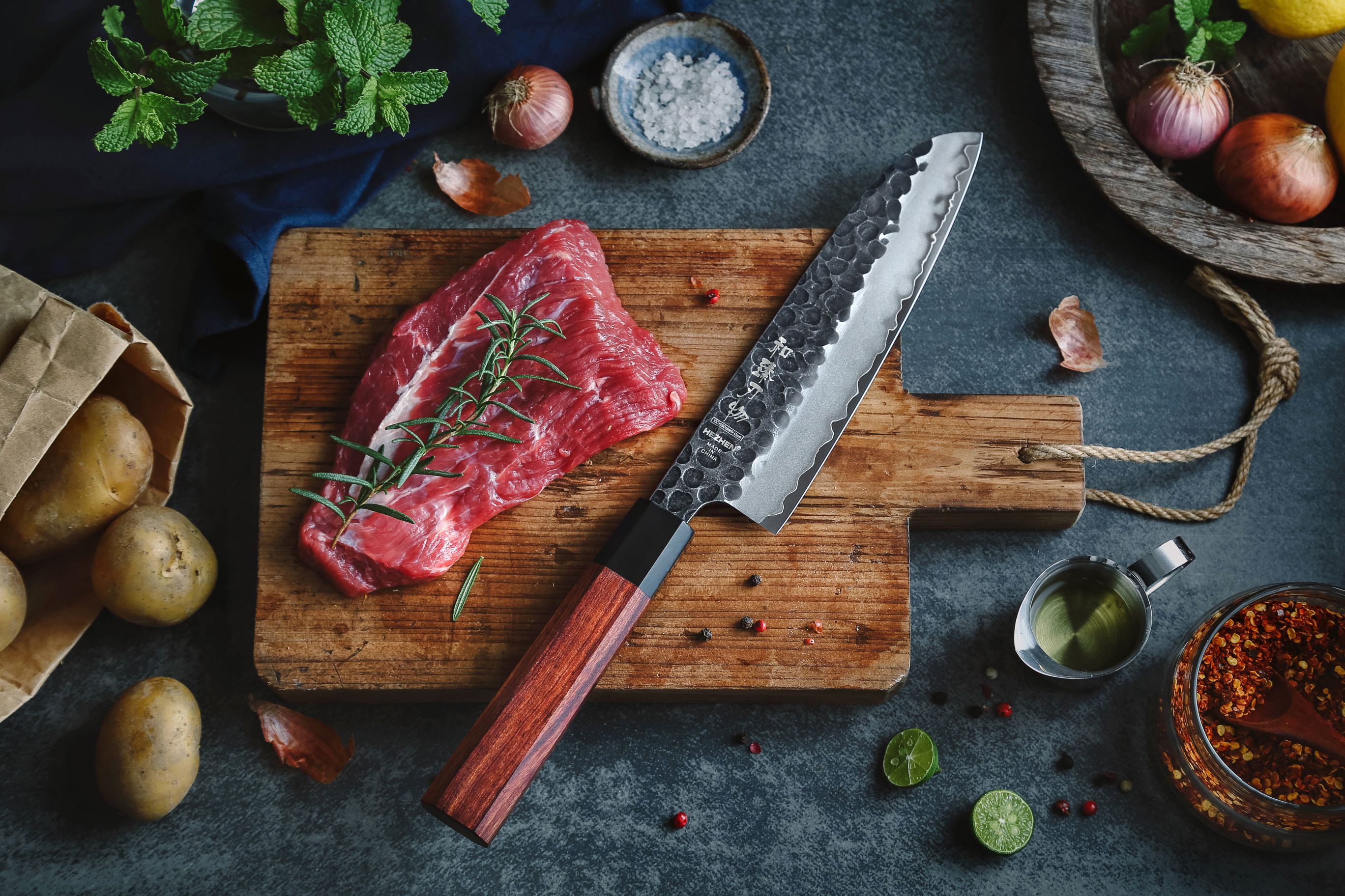 Nóż Santoku HEZHEN PM8S